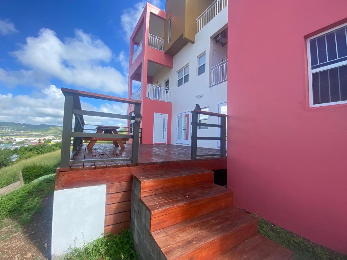 La Vue De Basseterre Apartments - Luxury In Bird Rock Dış mekan fotoğraf