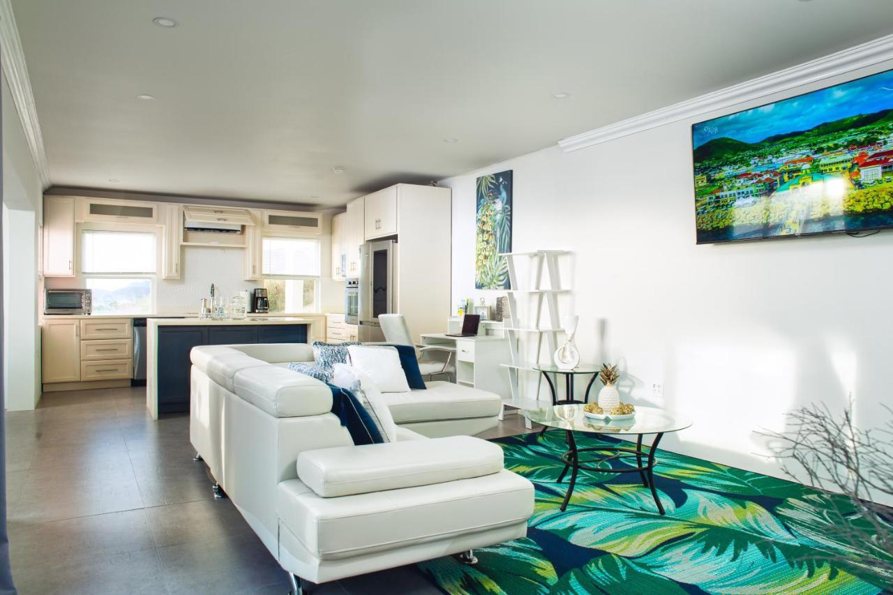 La Vue De Basseterre Apartments - Luxury In Bird Rock Dış mekan fotoğraf