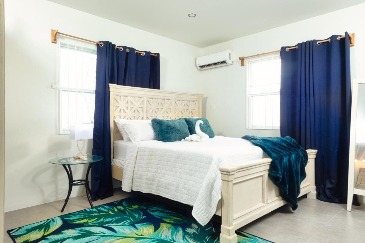 La Vue De Basseterre Apartments - Luxury In Bird Rock Dış mekan fotoğraf